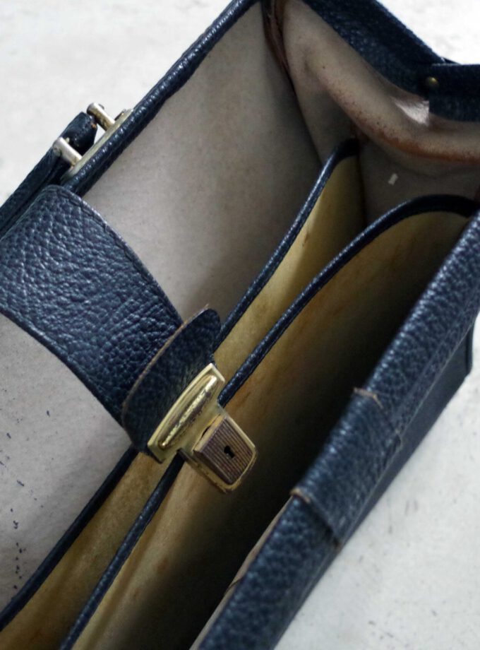 Briefcase doc leather