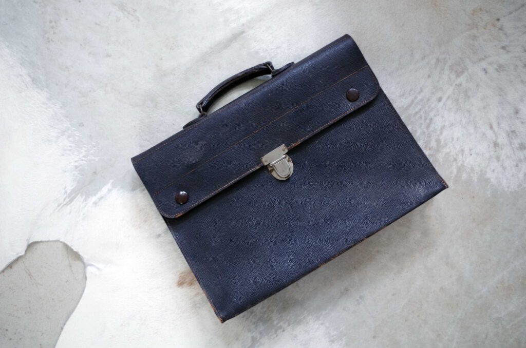 Mister Birdman Black – Addictedtovintage.nl