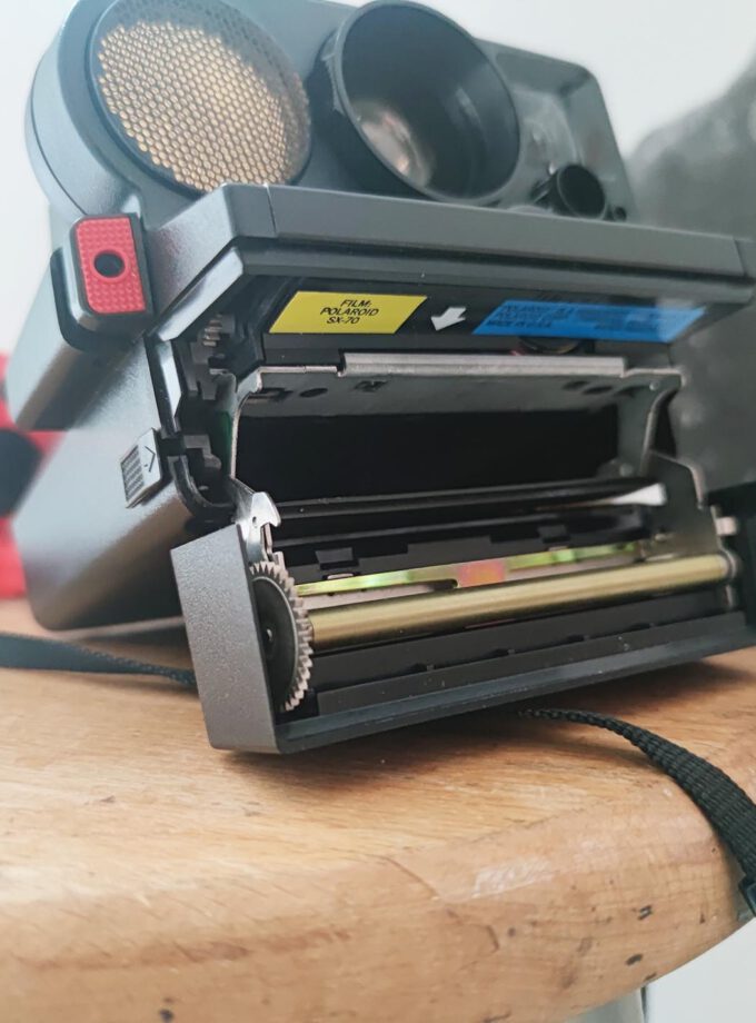 Polaroid Land Camera SonarAutoFocus 5000