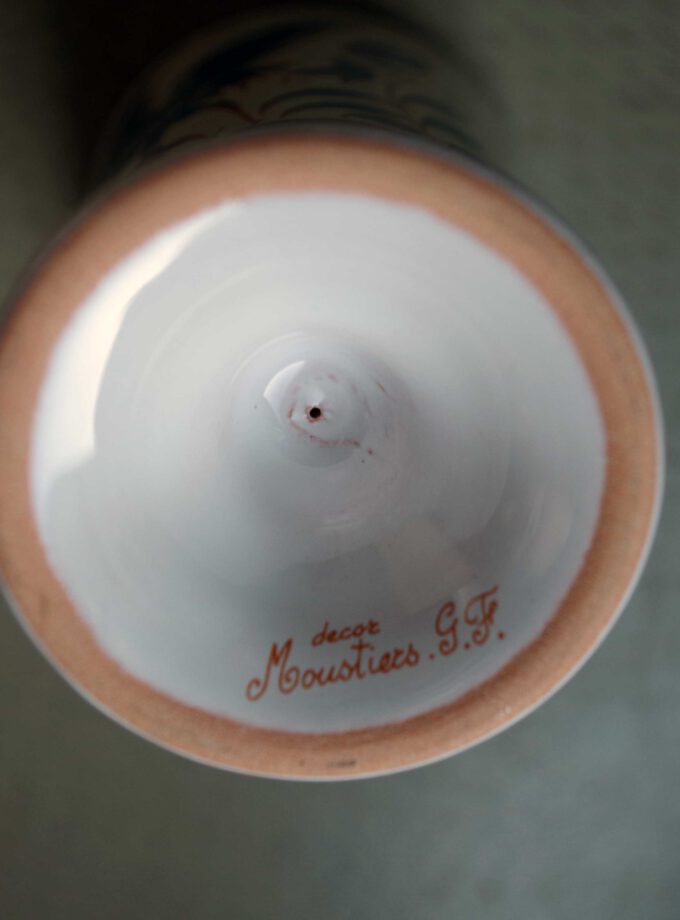 Cup Vase Moustiers G.F IIII