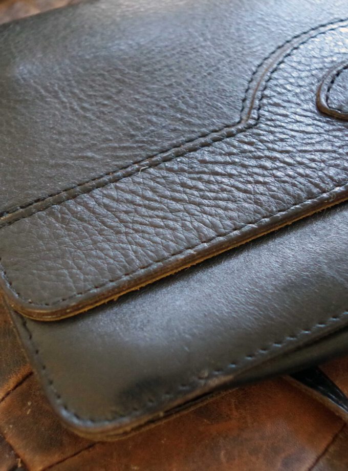 Black clutch gold dot