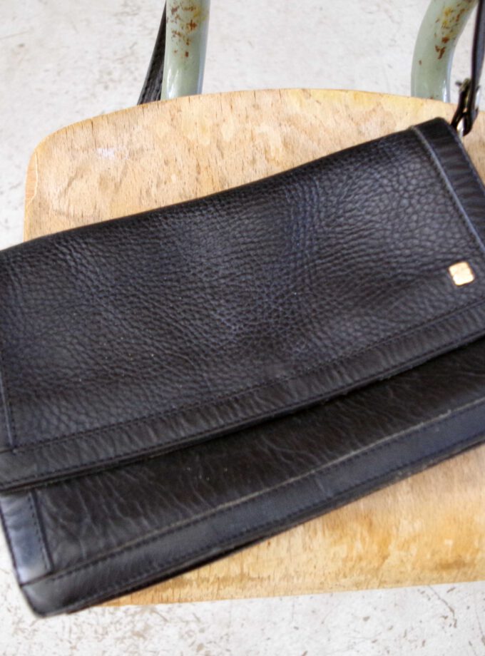 JL Cross Shoulder Black Bag