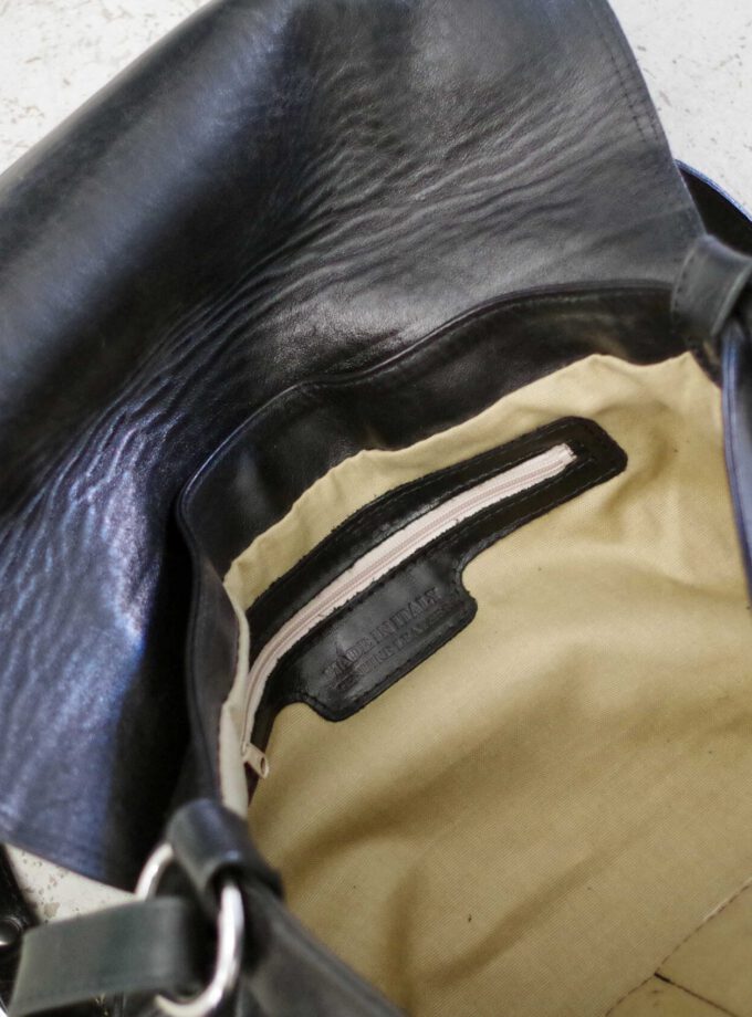 Big Black Leather Shoulderbag