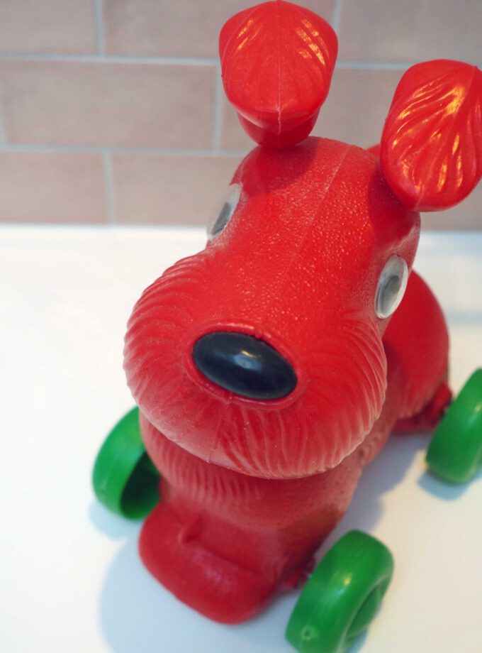 Pully Red Dog