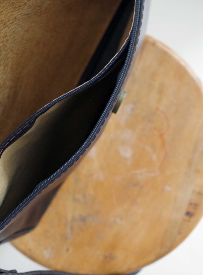 Black Medium Shoulderbag