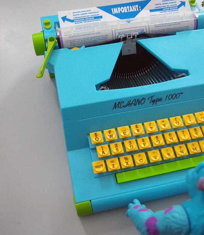 KIDS Mehano Typewriter