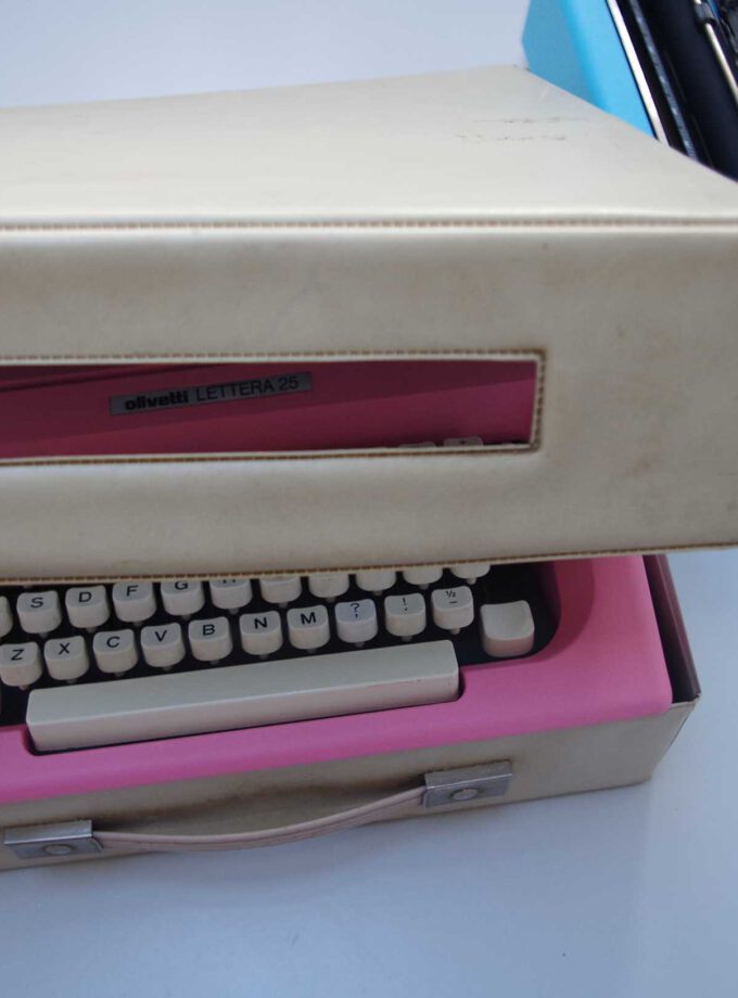 Vintage Custom Made Typewriter Olivetti Sister