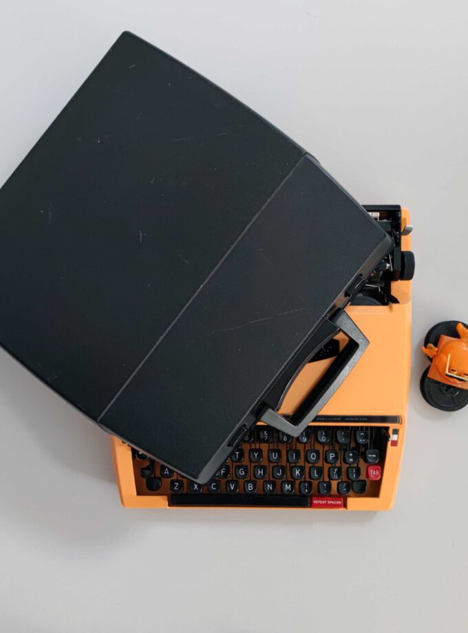 Vintage Typewriter Custom Made Brother Deluxe 660TR Peach