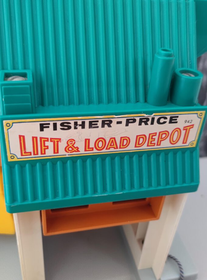 Fisher Price Vintage Lift and Load Depot
