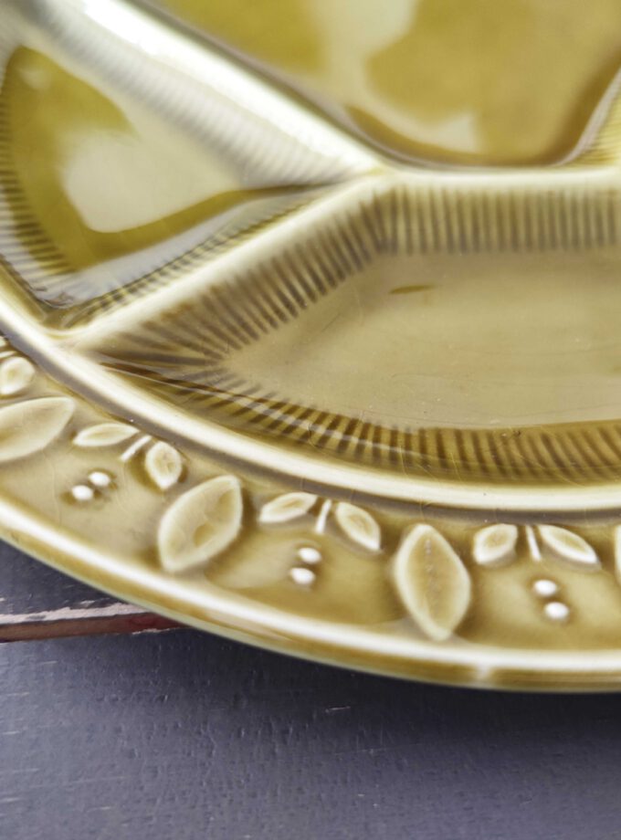 Vintage Gourmet Plate Leaves Olive Green