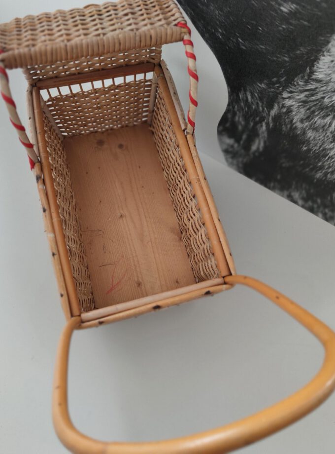 Vintage Rotan Dolls Pram