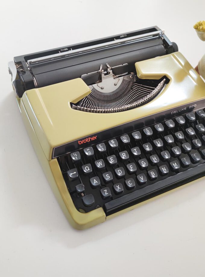 Vintage Brother Deluxe 220 Olive Typewriter