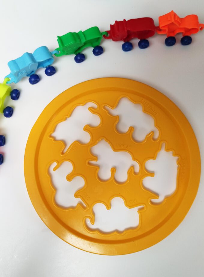 Shape Sorting Animal Bucket