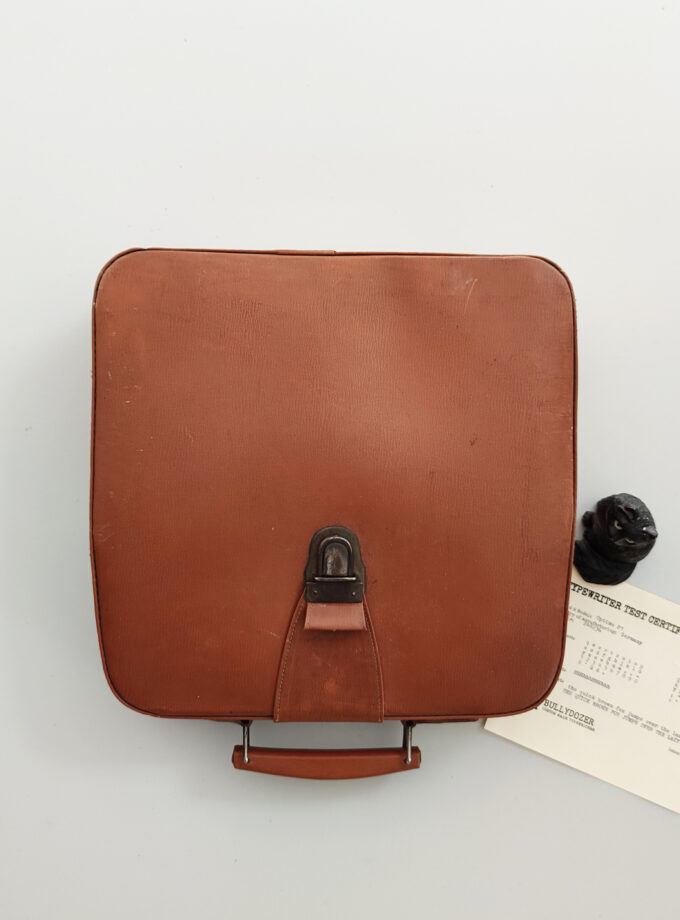 Vintage Old Black Optima P1 Typewriter