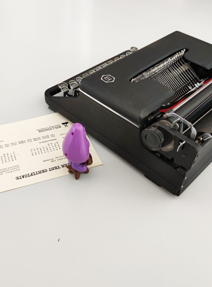 Vintage Old Black Torpedo 18B Typewriter