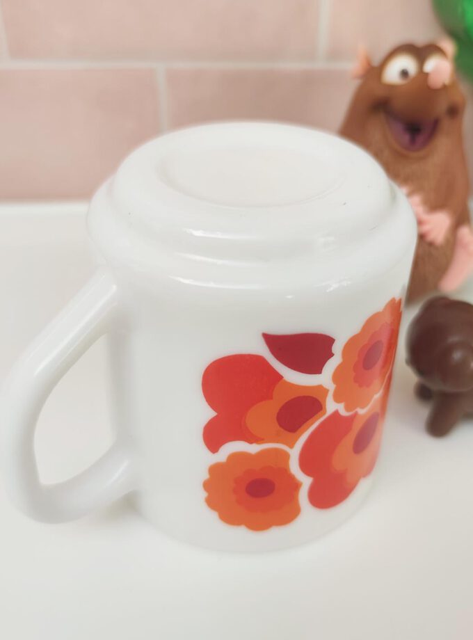 Cup Red Arcopal Lotus