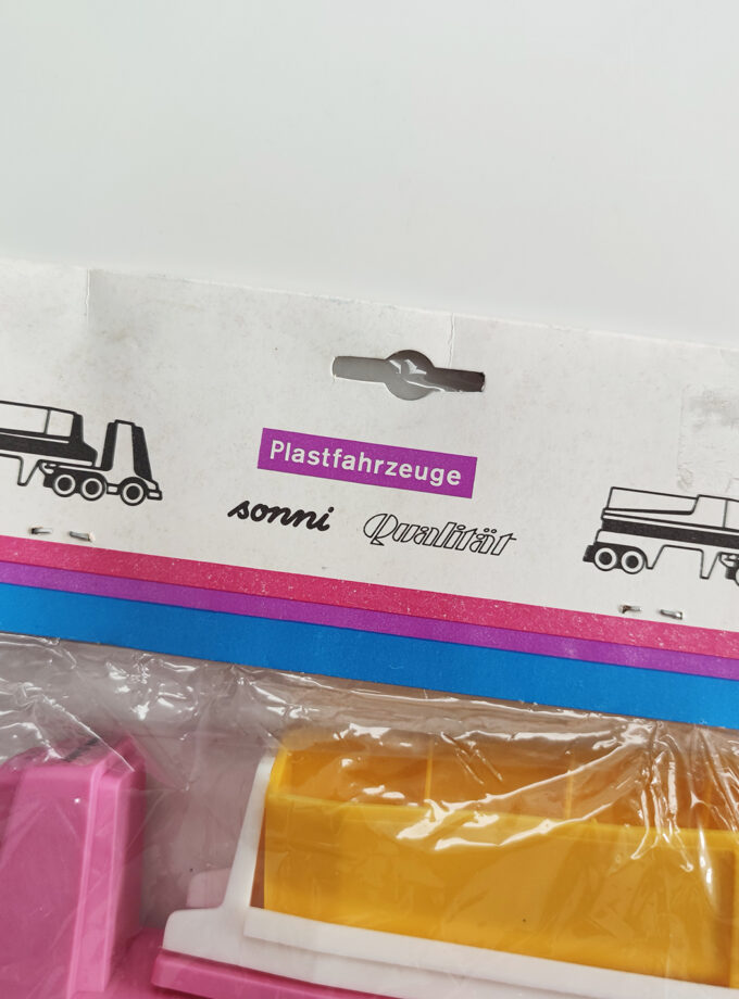 Vintage Sonni Pink Truck II