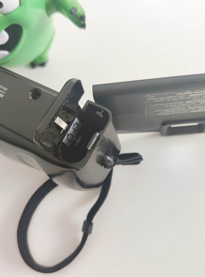 Plastic Fantastic Black Vivitar EZ1 Big View 35MM Camera