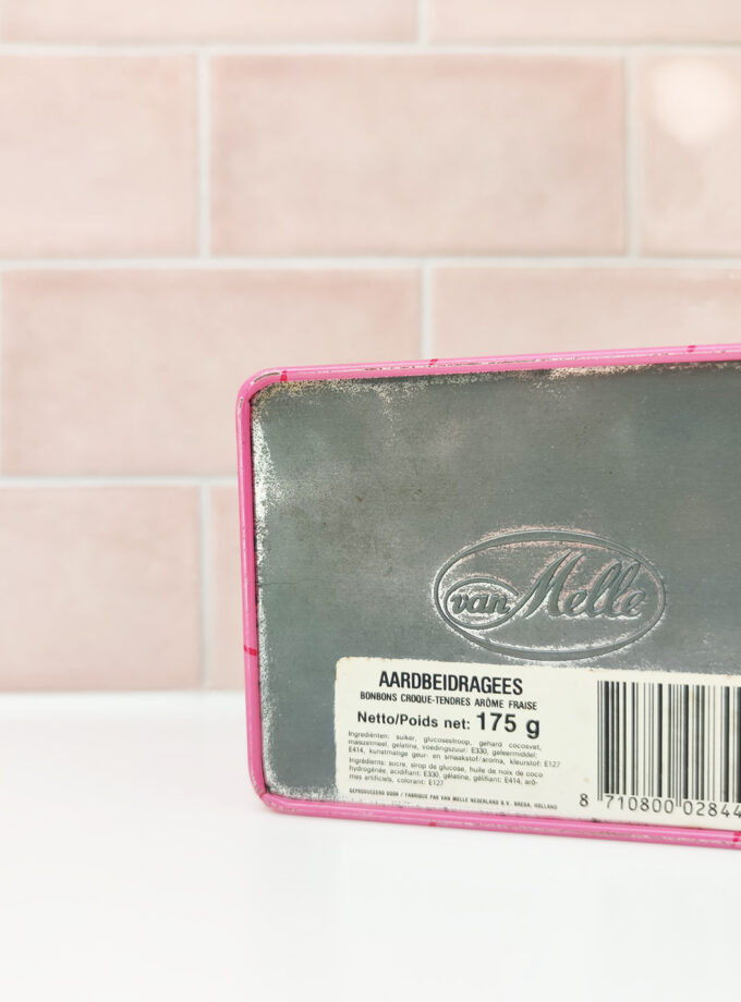 Van Melle Snoopy Strawberry tin