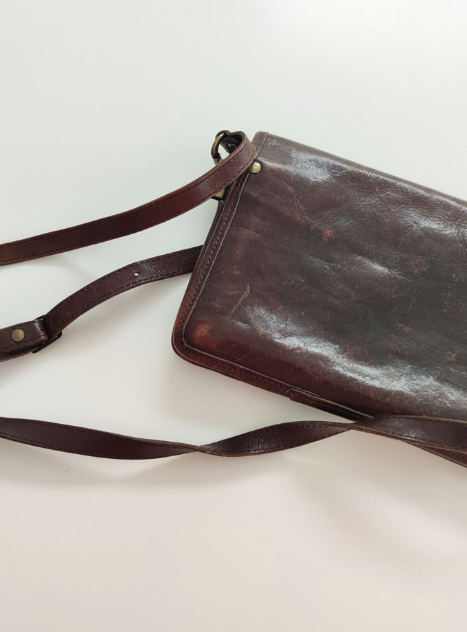 Burkely's Leatherhouse Brown Shoulder Bag