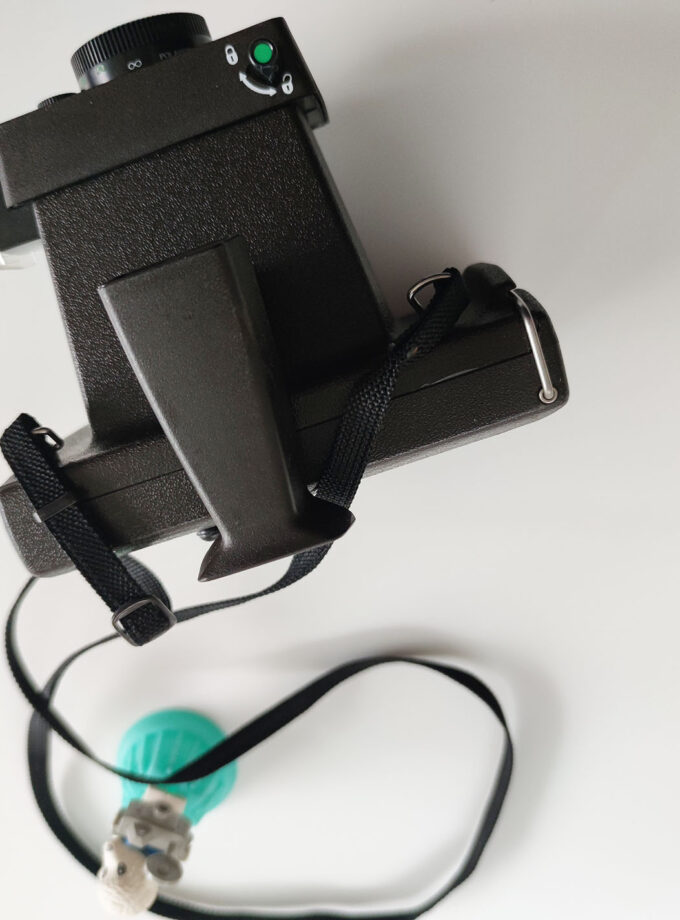 Polaroid EE33 Camera