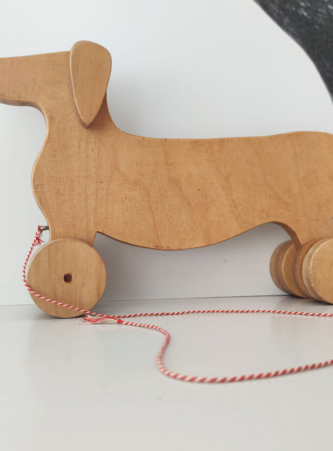 Pully Wooden Dachshund