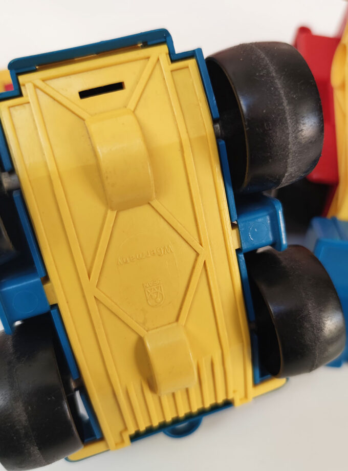 Vintage Jean Hoefler Set Trucks