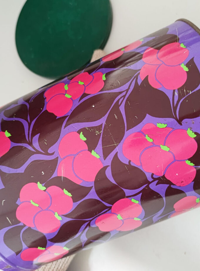 Purple Rose Hips Tin Blik Large