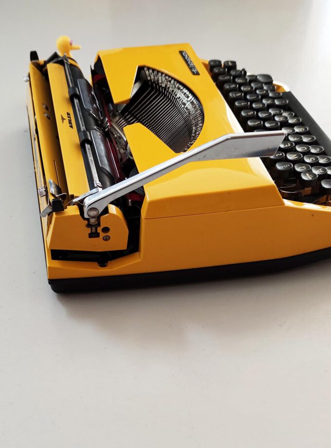 Vintage Tippa Adler Typewriter Yellow Cubic