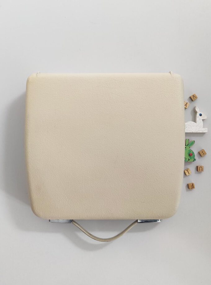 Vintage Typewriter Olympia Green White Splendid 33