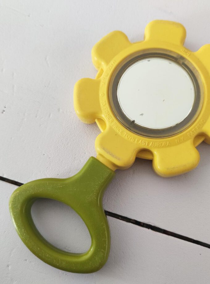 Flower Rattle Vintage Fisher Price 424 I Olive