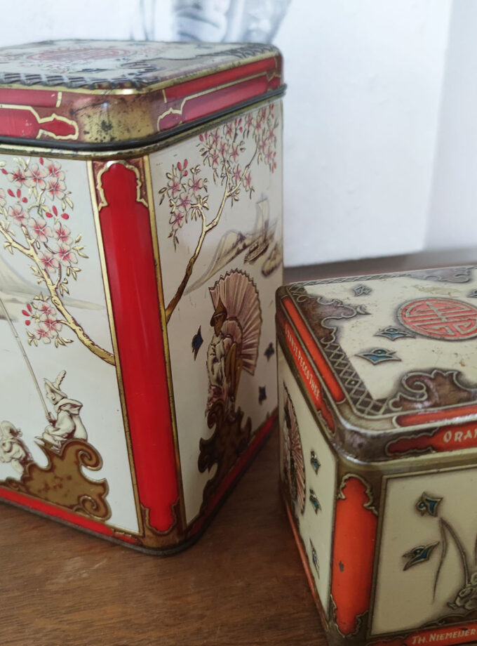 Vintage Niemeijer's Tins