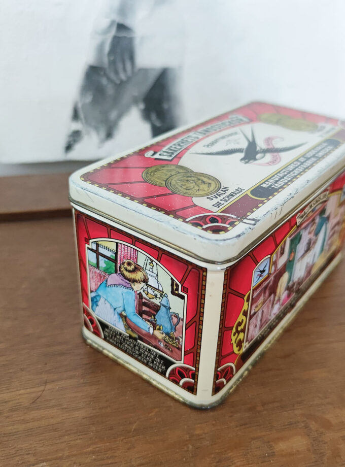 Vintage Zwaluw Tin