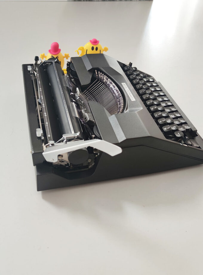 Vintage Black Torpedo 10/30 Typewriter