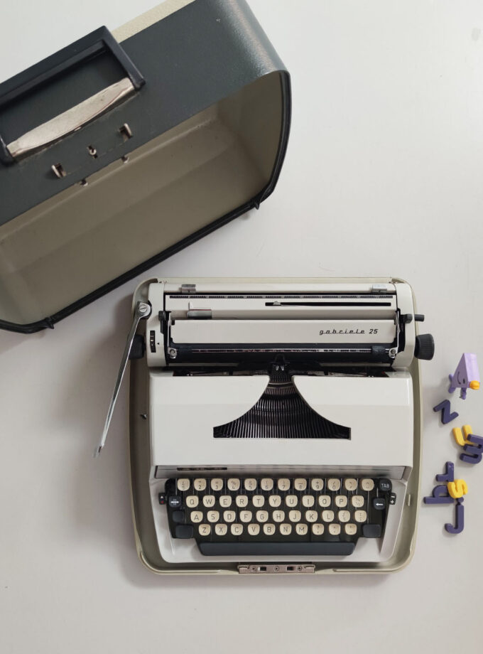 Vintage Adler Typewriter Gabriele 25