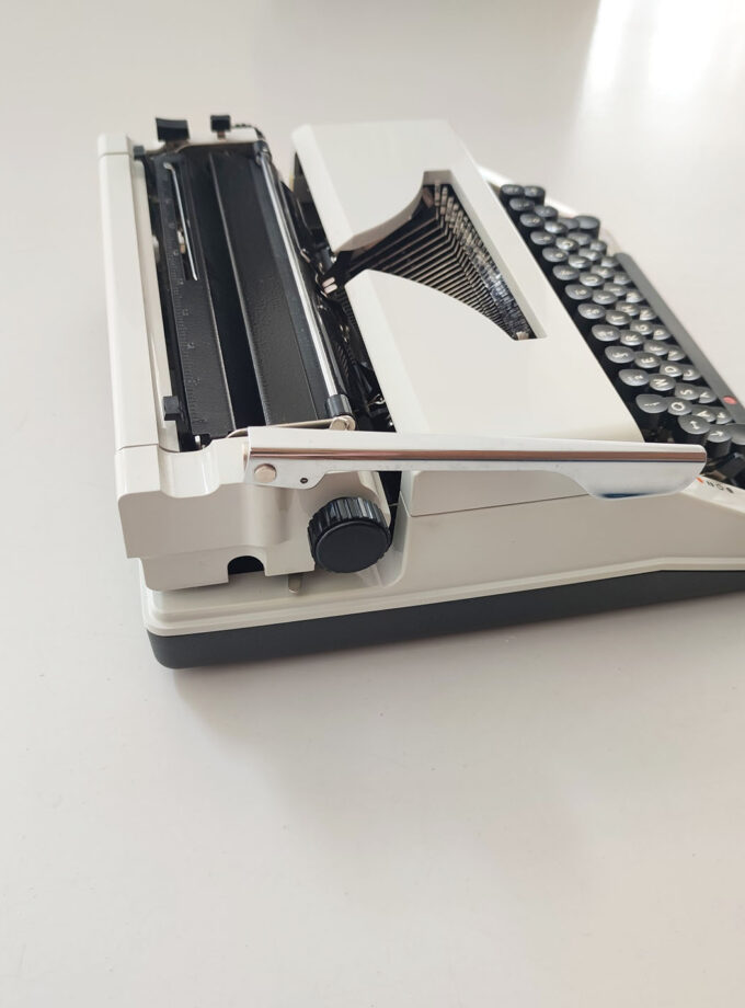 Vintage Olympia Typewriter Regina