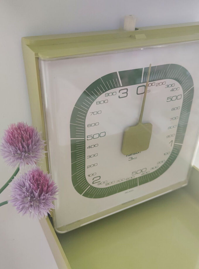Green Vintage HANSON Kitchen Scale
