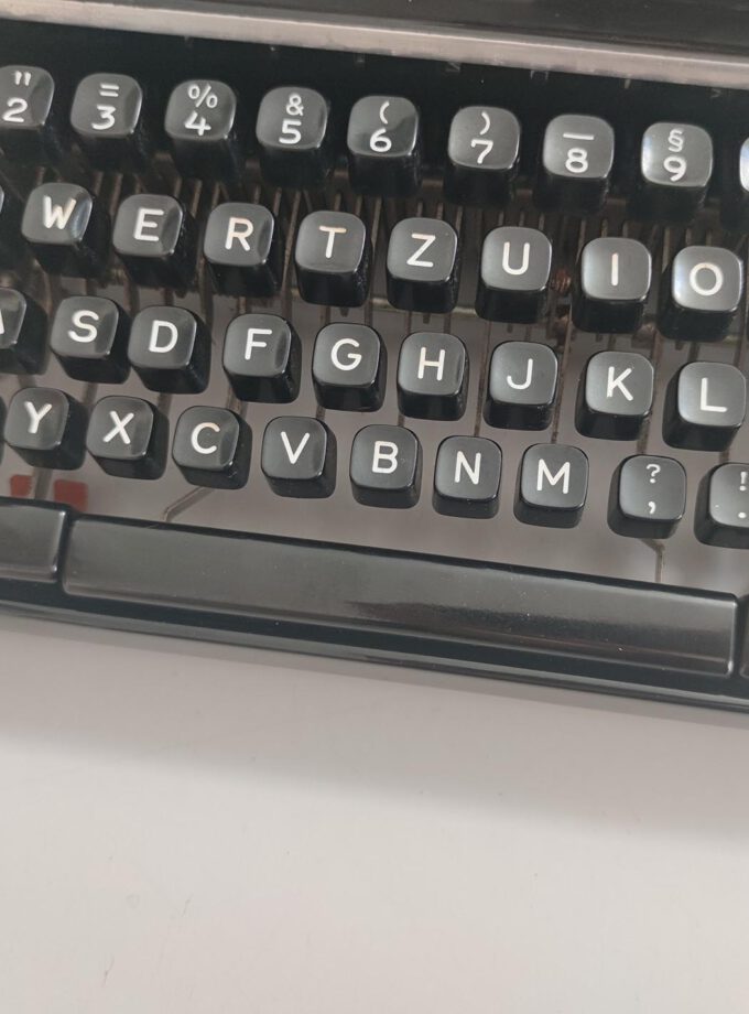 Vintage Old Black Optima Elite 3 Typewriter