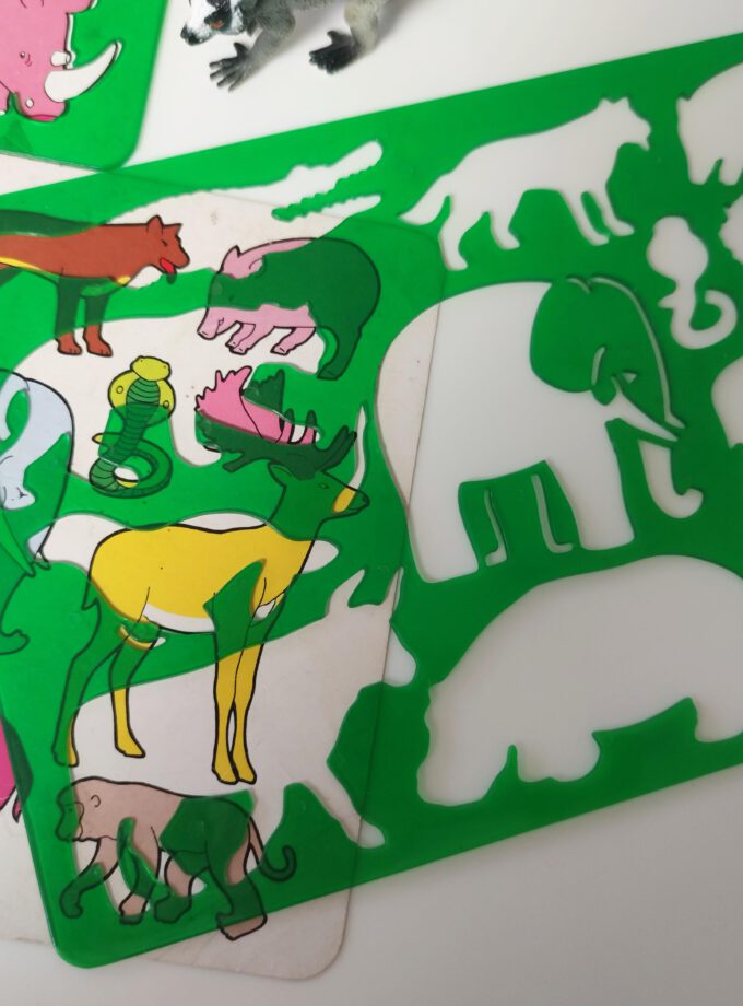 Wild Animals Stencil Set