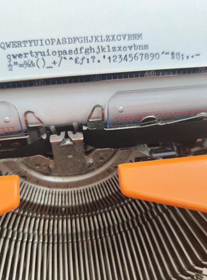 Vintage Triumph Contessa de luxe Orange Typewriter