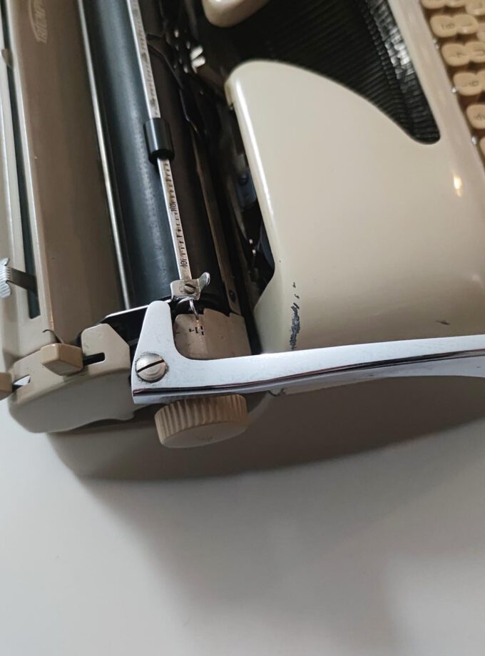 Vintage Triumph Gabriele Twotone Typewriter