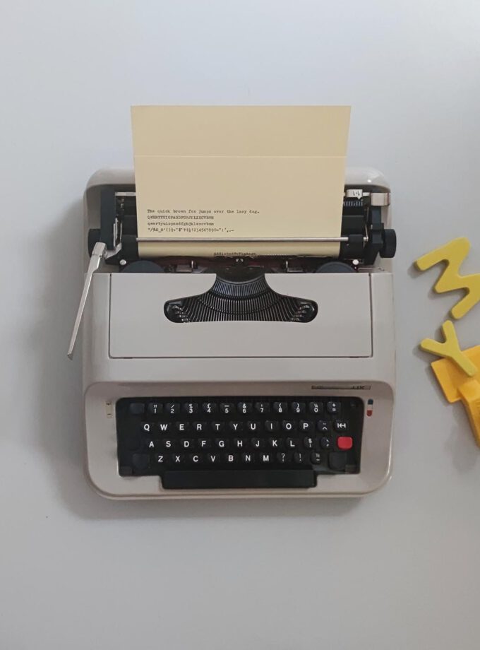 Vintage Typewriter Hema 44K (Olivetti)