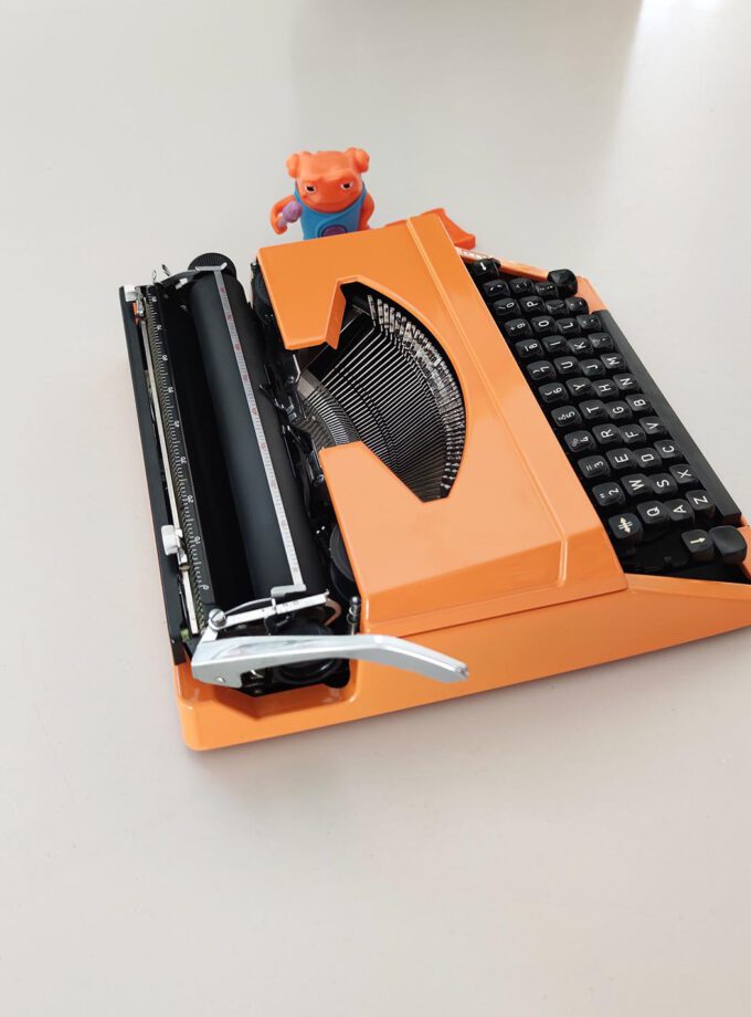 Vintage Silver Reed 100 Orange Typewriter Cubic