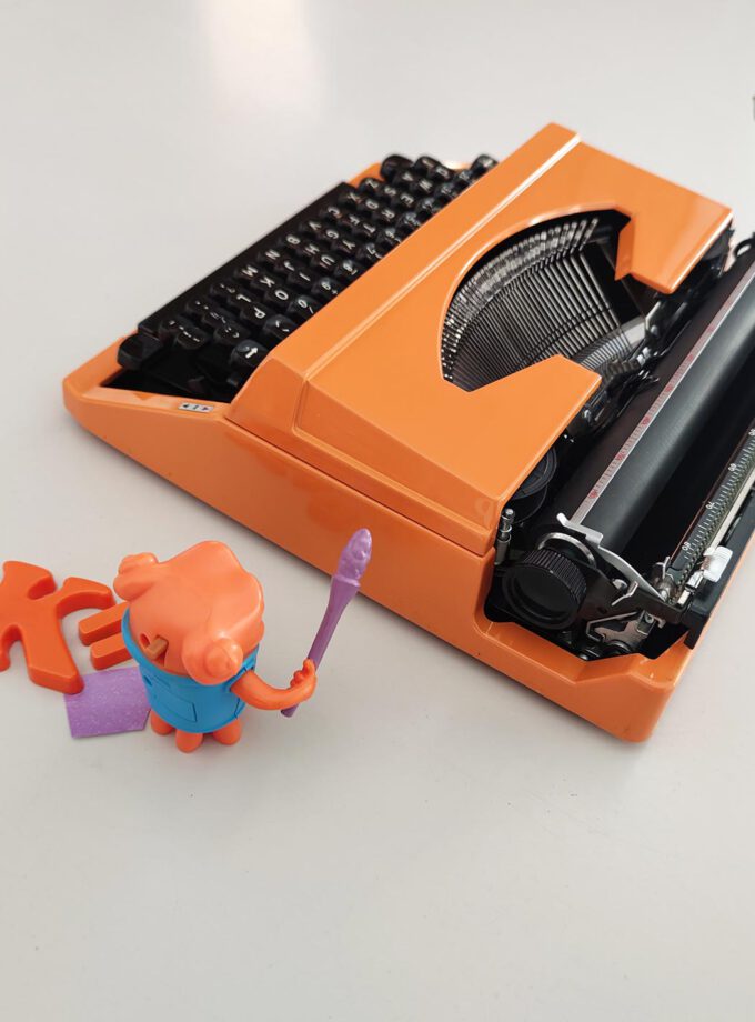 Vintage Silver Reed 100 Orange Typewriter Cubic