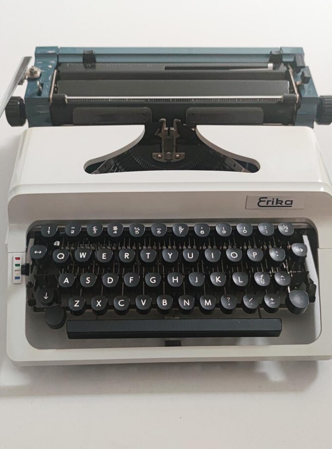 Vintage Erika Light Grey / Blue Typewriter