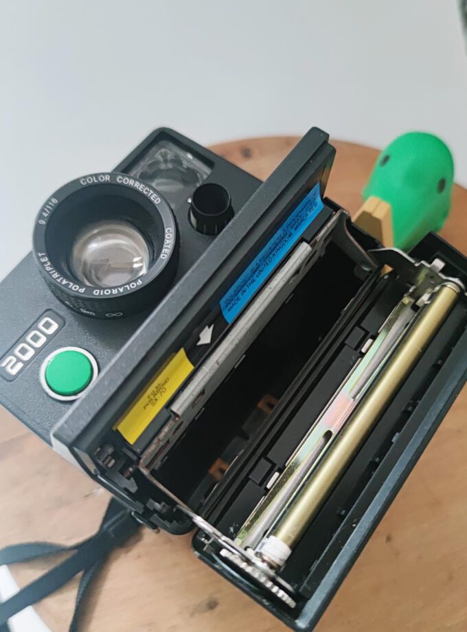 Polaroid Land Camera 2000 Green Button