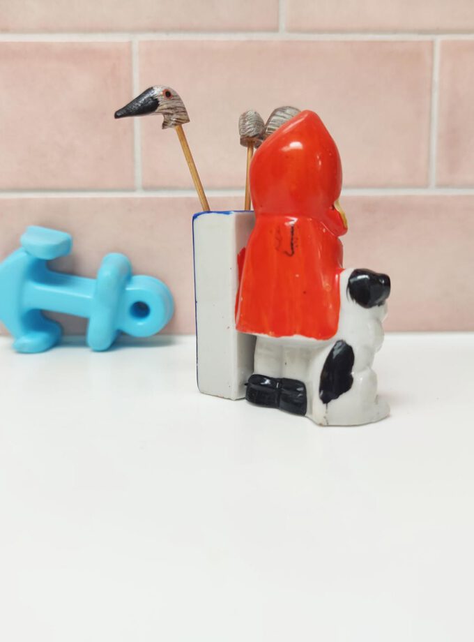 Red Riding Hood Keeper