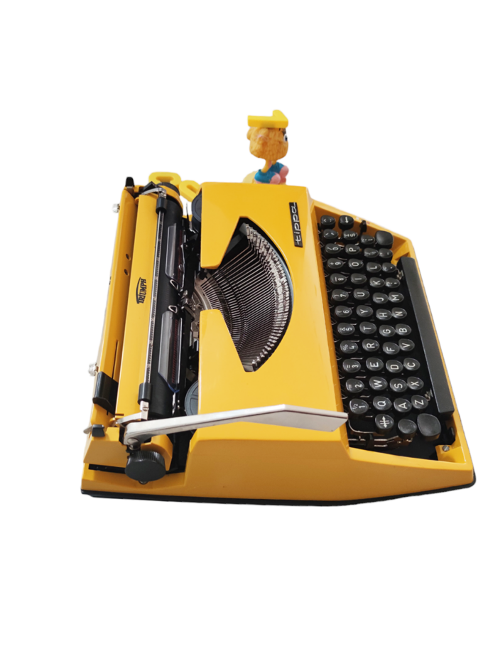 Vintage Tippa Triumph Typewriter Yellow