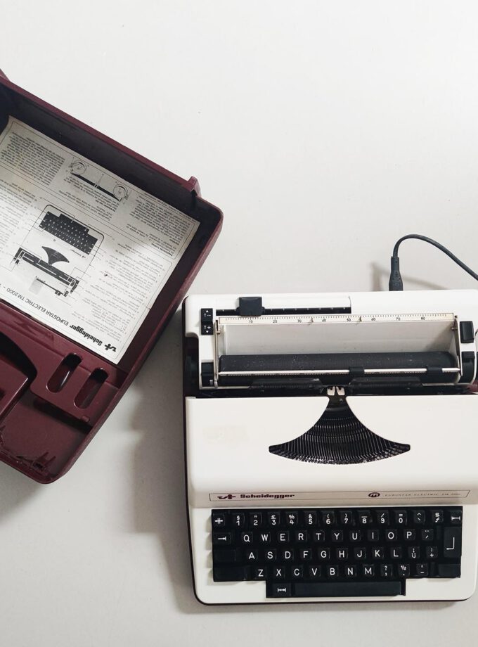 Electric Typewriter Scheidegger Eurostar Electric TM 2000