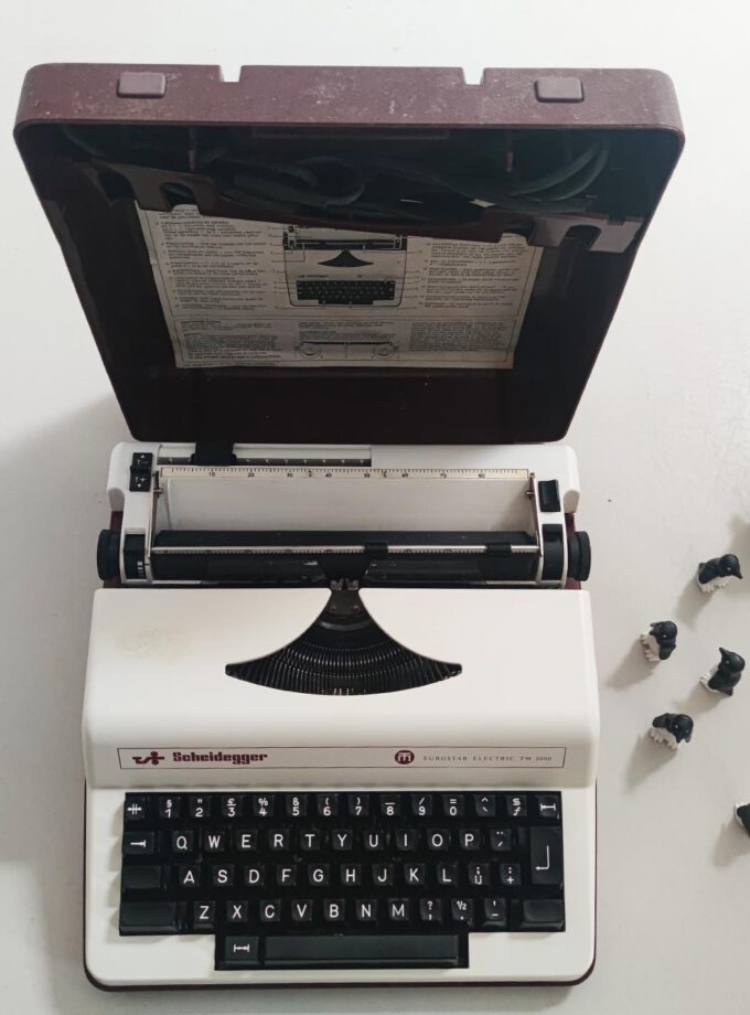 Electric Typewriter Scheidegger Eurostar Electric TM 2000